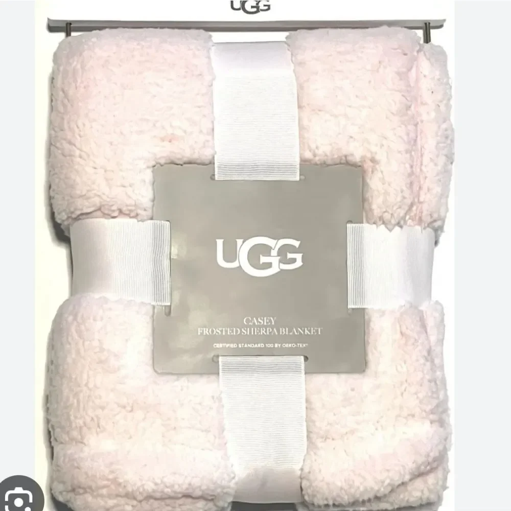 Ugg Casey Frosted Sherpa Blanket